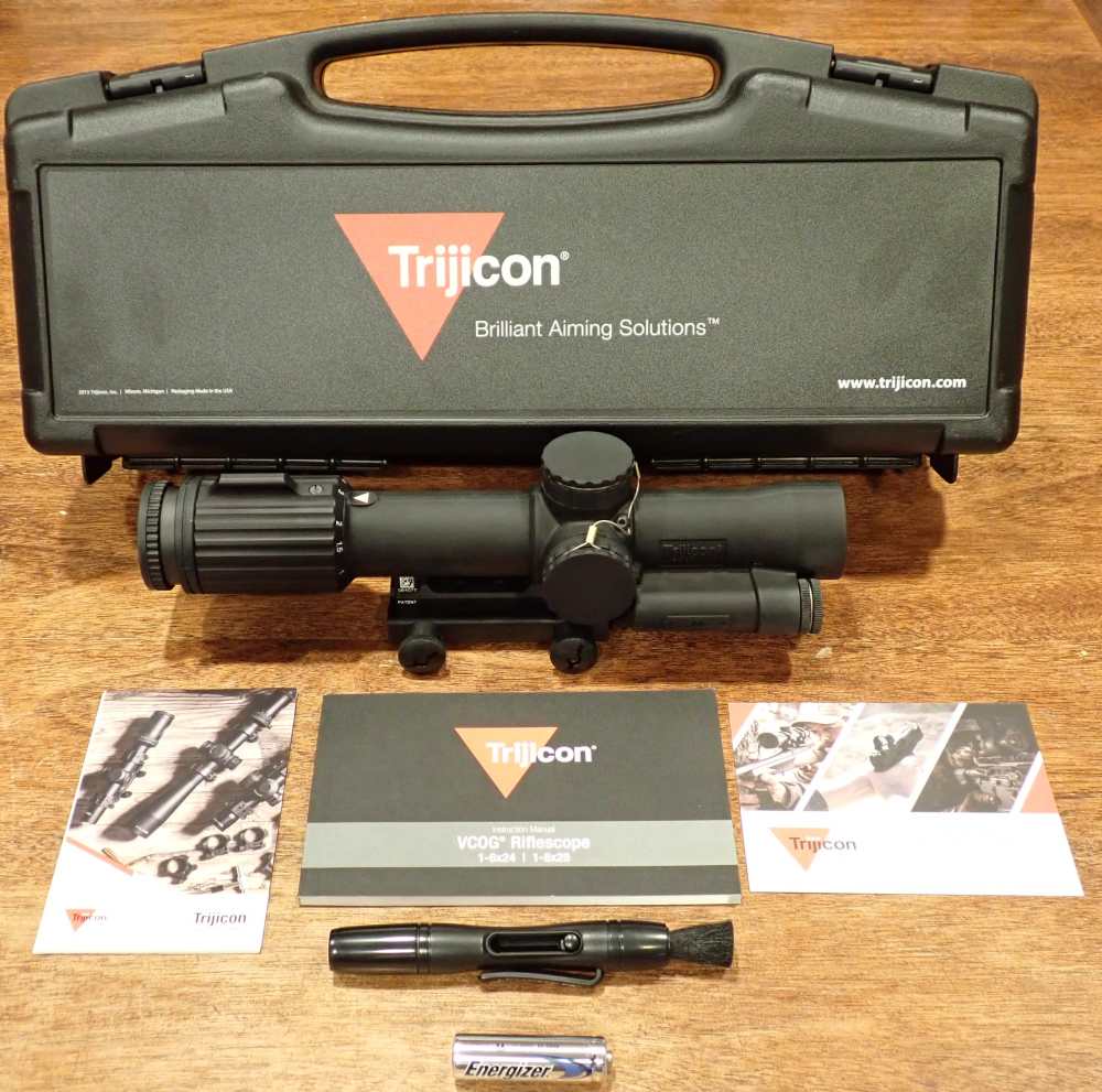 Trijicon VCOG 1-8x28 Red MOA Crosshair Reticle New-img-0