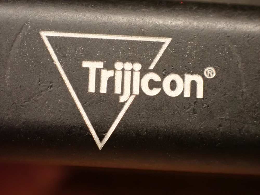 Trijicon VCOG 1-8x28 Red MOA Crosshair Reticle New-img-15