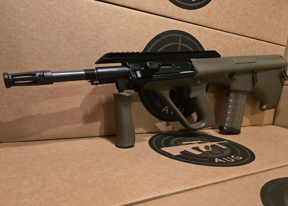 AUG Steyr Arms rifle-img-7