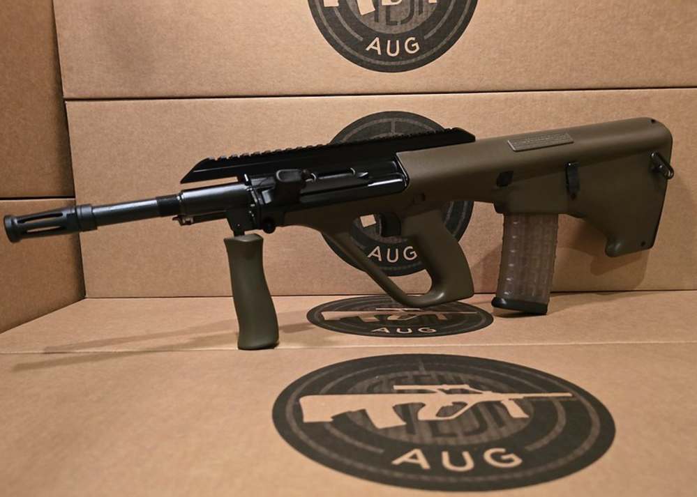AUG Steyr Arms rifle-img-8