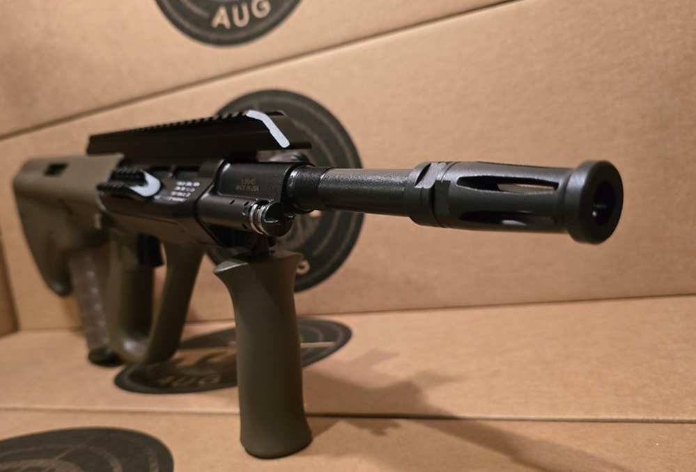 AUG Steyr Arms rifle-img-1