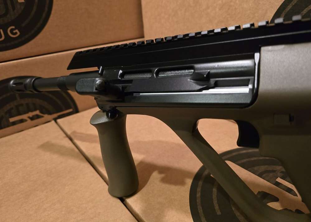 AUG Steyr Arms rifle-img-11