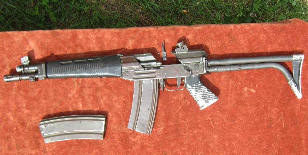 SIG 543 Parts Kit w/2 MAGs,3rdBurst,Repairbl Fore,'70s AR/AK/Galil competor-img-2
