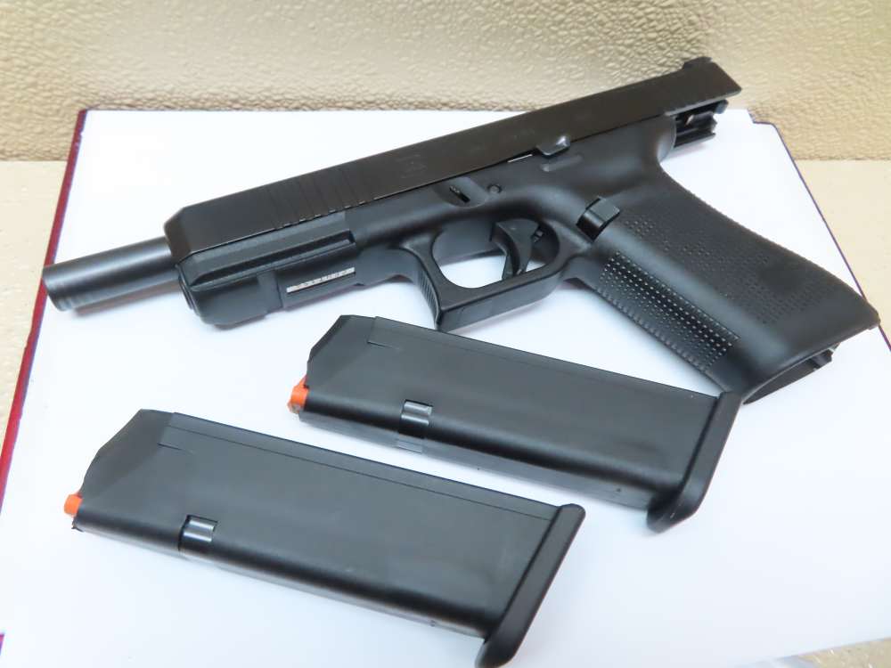 GLOCK 17L Gen5 MOS – 9mm – Long-Slide Precision – MINT / -img-24