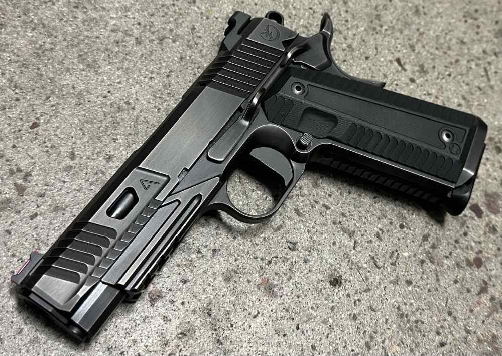 Nighthawk Custom 1911 Agent 2 Commander 4.25" 45ACP Recon IOS Smoked Nit-img-5