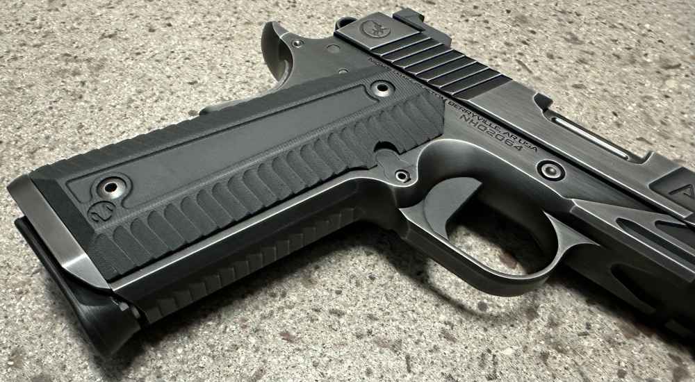 Nighthawk Custom 1911 Agent 2 Commander 4.25" 45ACP Recon IOS Smoked Nit-img-2