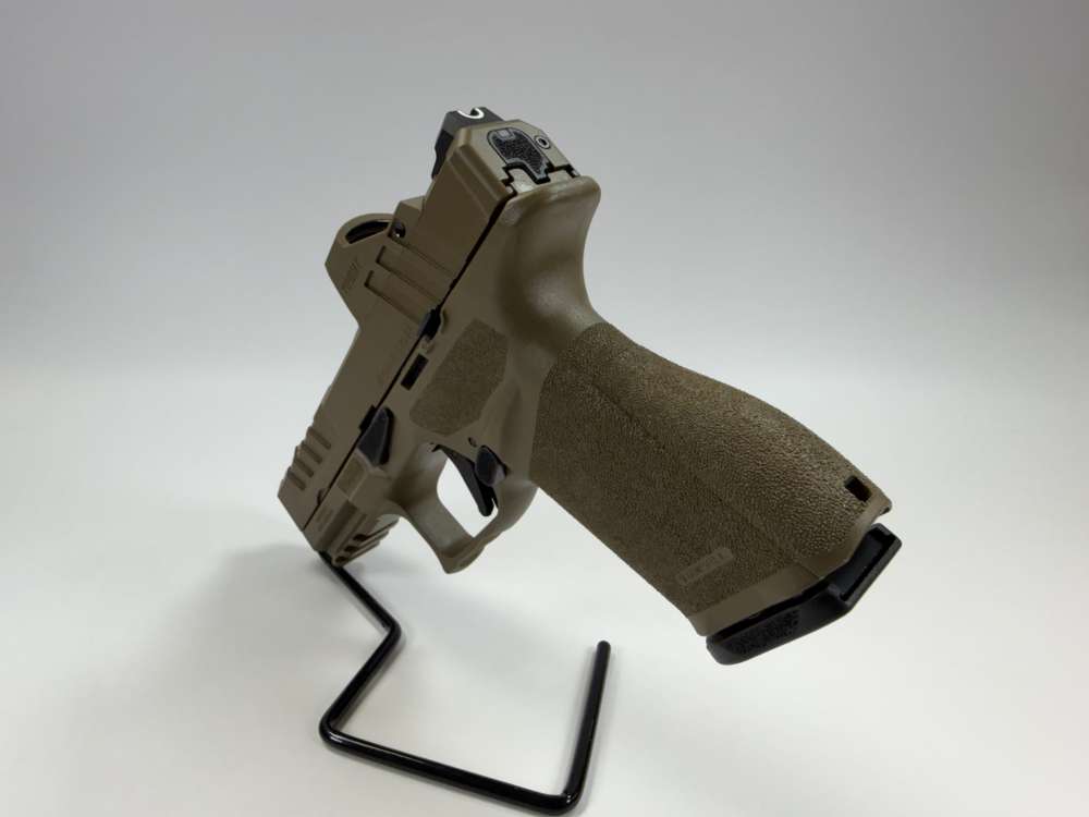 LIKE NEW! Springfield Echelon FDE 4.0C GEAR PAC w/ 4 Mags, Green Dot, Bag-img-7
