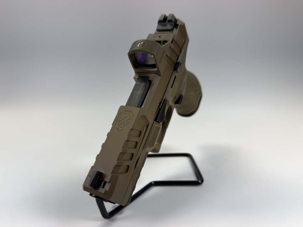 LIKE NEW! Springfield Echelon FDE 4.0C GEAR PAC w/ 4 Mags, Green Dot, Bag-img-2