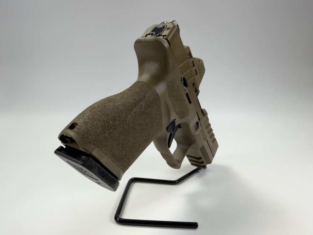 LIKE NEW! Springfield Echelon FDE 4.0C GEAR PAC w/ 4 Mags, Green Dot, Bag-img-5