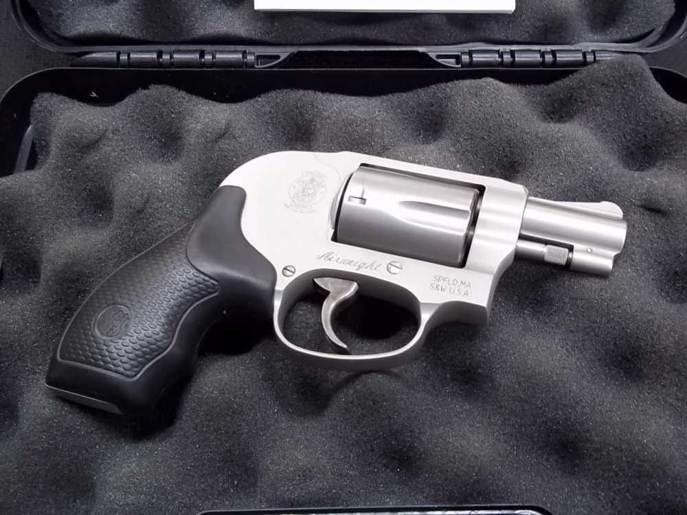 SMITH AND WESSON 638-3 AIRWEIGHT LIKE NEW 38+P ESTATE GUN -img-1