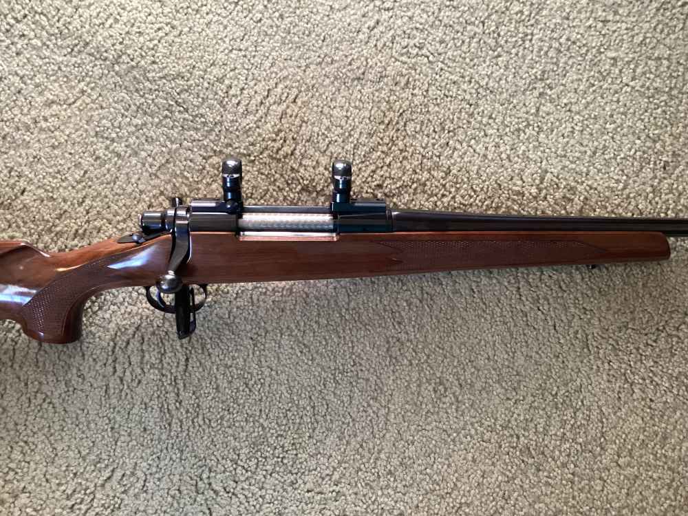 Remington 700 ADL 30/06 blued  22”bbl 4 rds. With rings 1983 manufact.-img-3