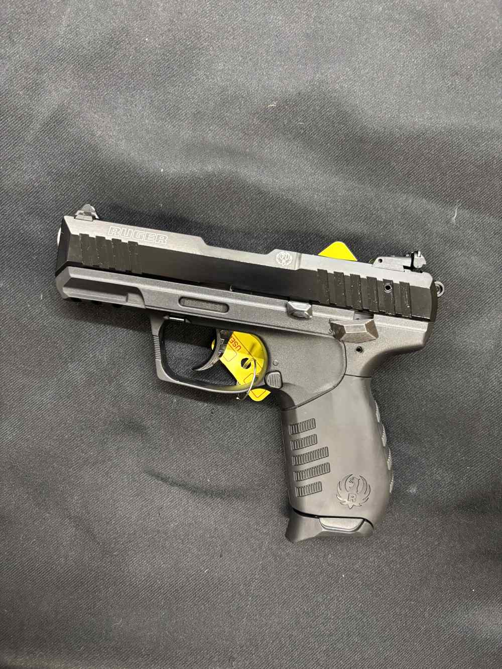 Ruger SR22 22 LR-img-0