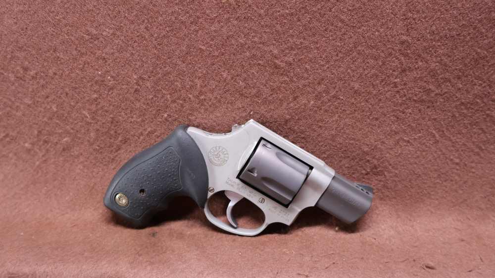 Taurus Ultra-Lite Titanium 38 SPL 5 Shot Bobbed Hammer DA 2" Ported BRL -img-0