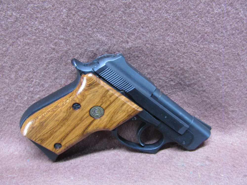 Like New Unfired Taurus PT-22 22 LR Semi 3" Tip Up BRL 8 Rd Mag-img-1