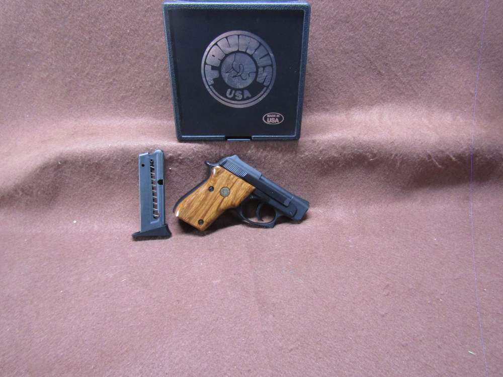 Like New Unfired Taurus PT-22 22 LR Semi 3" Tip Up BRL 8 Rd Mag-img-0