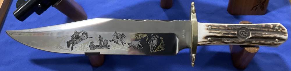 Colt cowboy Knife Coin set Ivory Grips Case and box-img-2