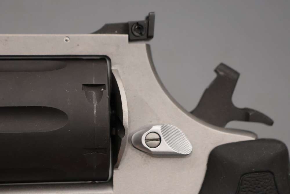 Taurus Raging Hunter Revolver .44MAG / .44SPL 8.25" w/ Box - NEW - 6rds - -img-35