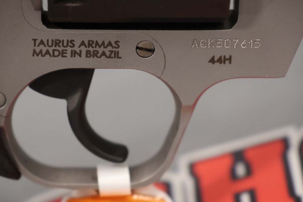 Taurus Raging Hunter Revolver .44MAG / .44SPL 8.25" w/ Box - NEW - 6rds - -img-11