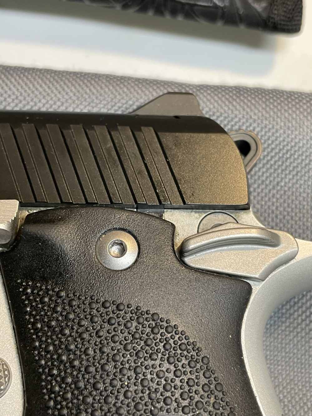 Kimber micro 9 2 tone 9mm like Colt S&W Ruger-img-2