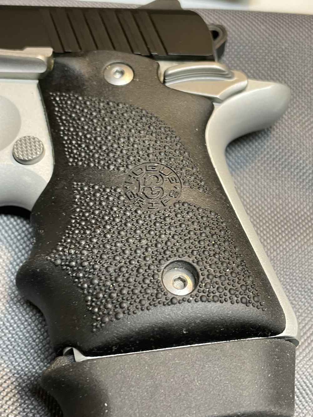 Kimber micro 9 2 tone 9mm like Colt S&W Ruger-img-1