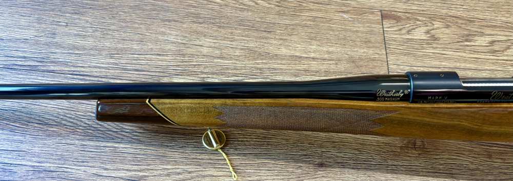 WEATHERBY MARK V 300 MAGNUM BICENTENNIAL 1 OF 250 -img-12