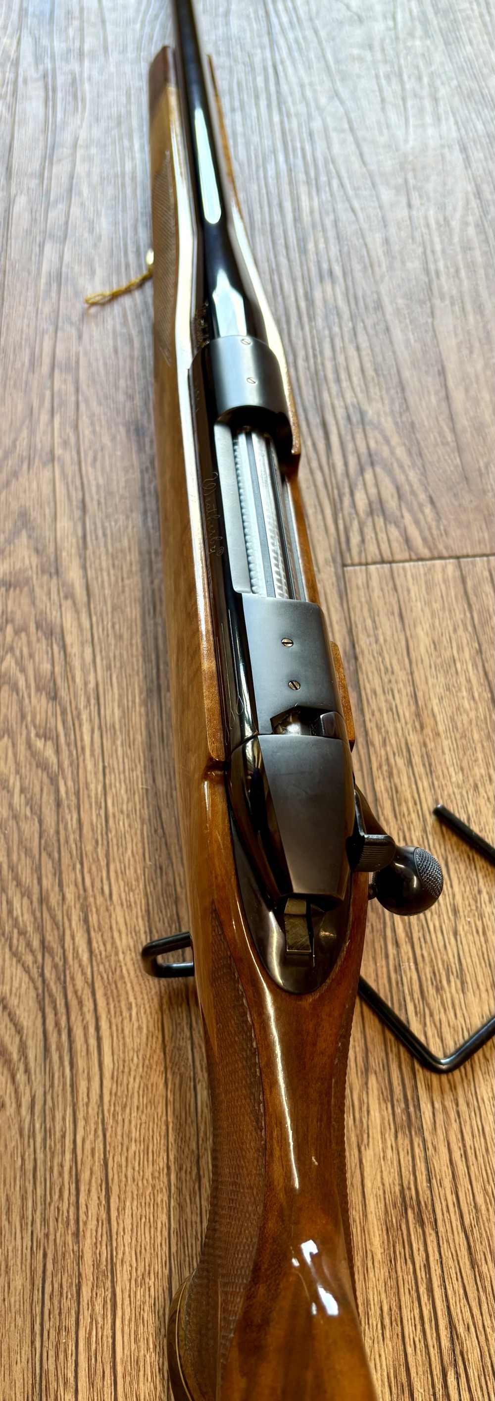 WEATHERBY MARK V 300 MAGNUM BICENTENNIAL 1 OF 250 -img-15