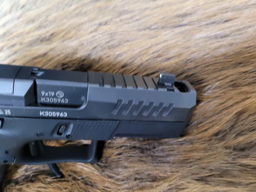 New CZ P10C Ported 9mm Optics Ready NO MAGAZINES-img-7