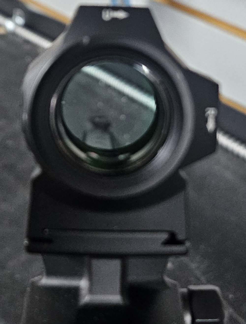 Aero Precision M4E1 w/Holosun sight-img-2