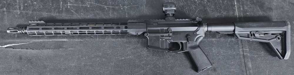 Aero Precision M4E1 w/Holosun sight-img-1