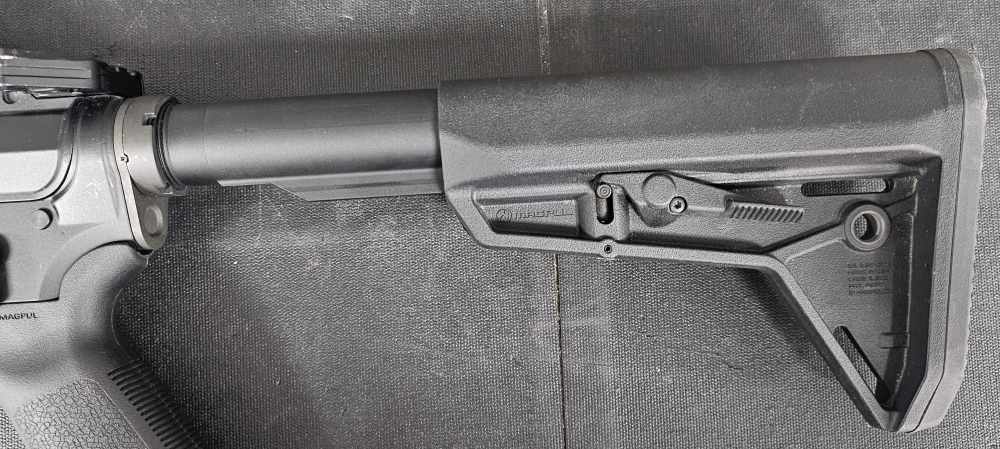 Aero Precision M4E1 w/Holosun sight-img-5