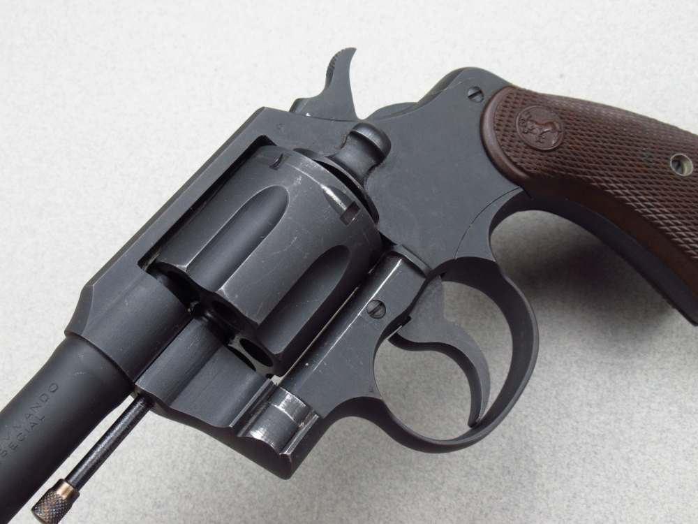 Very Nice 1943 WWII US Army Colt Commando 38 special revolver 1911-img-38