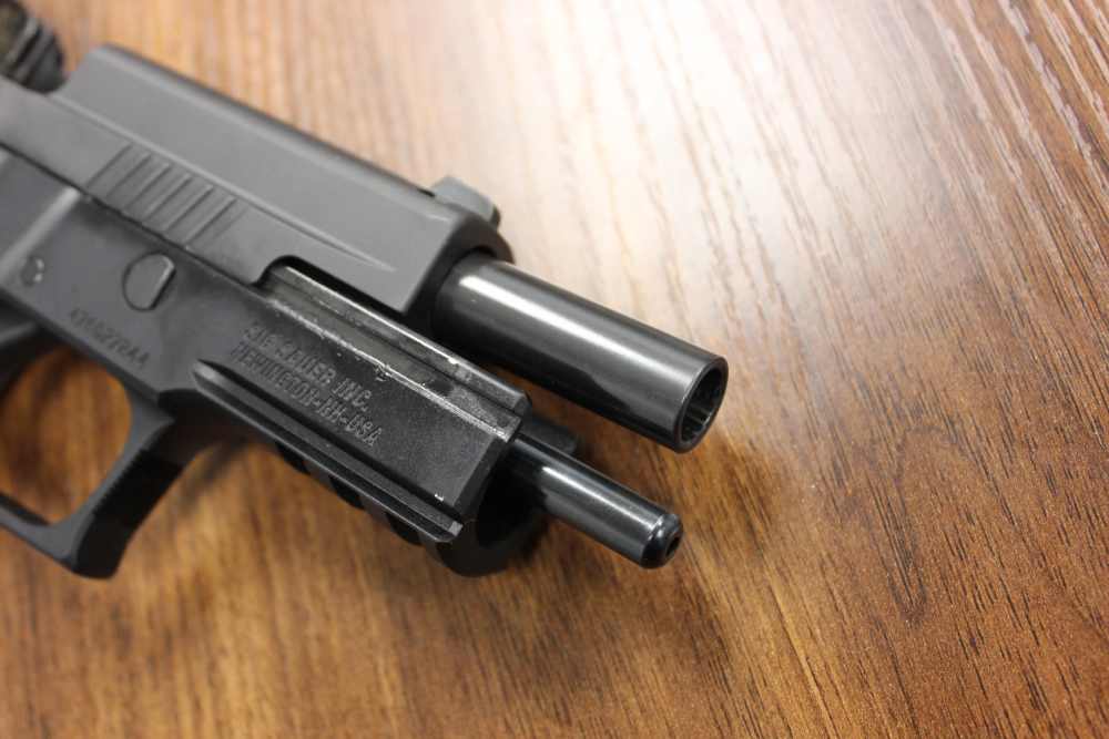 Sig Sauer P226XTM Extreme CA compliant .40S&W w/4 mags!-img-12