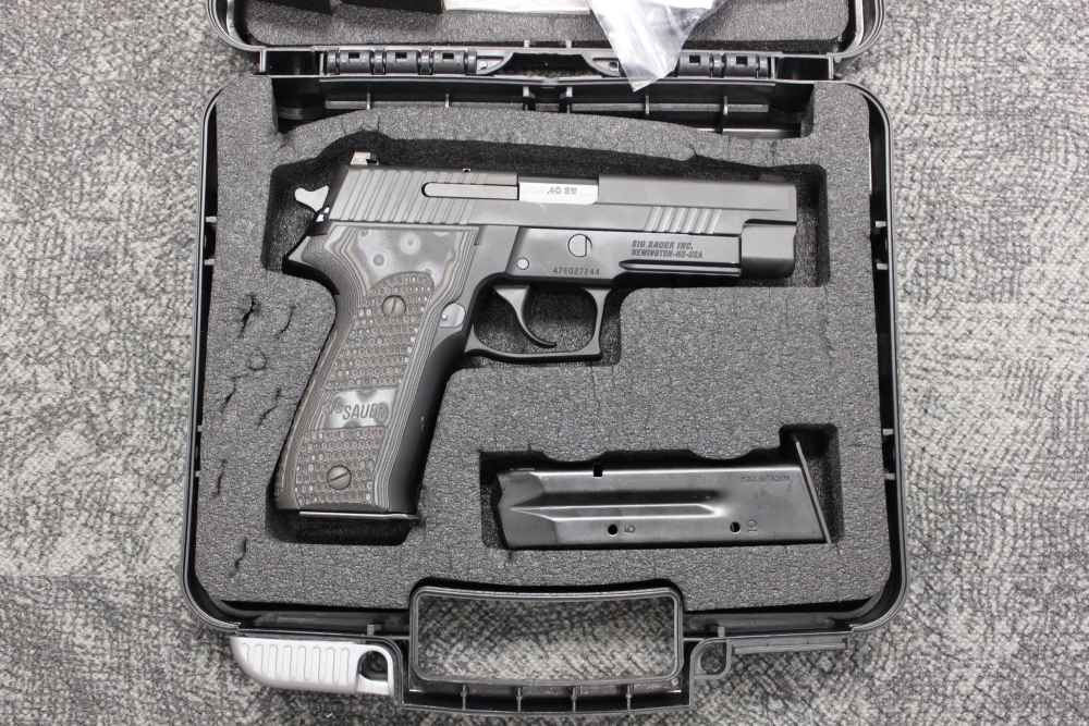 Sig Sauer P226XTM Extreme CA compliant .40S&W w/4 mags!-img-3