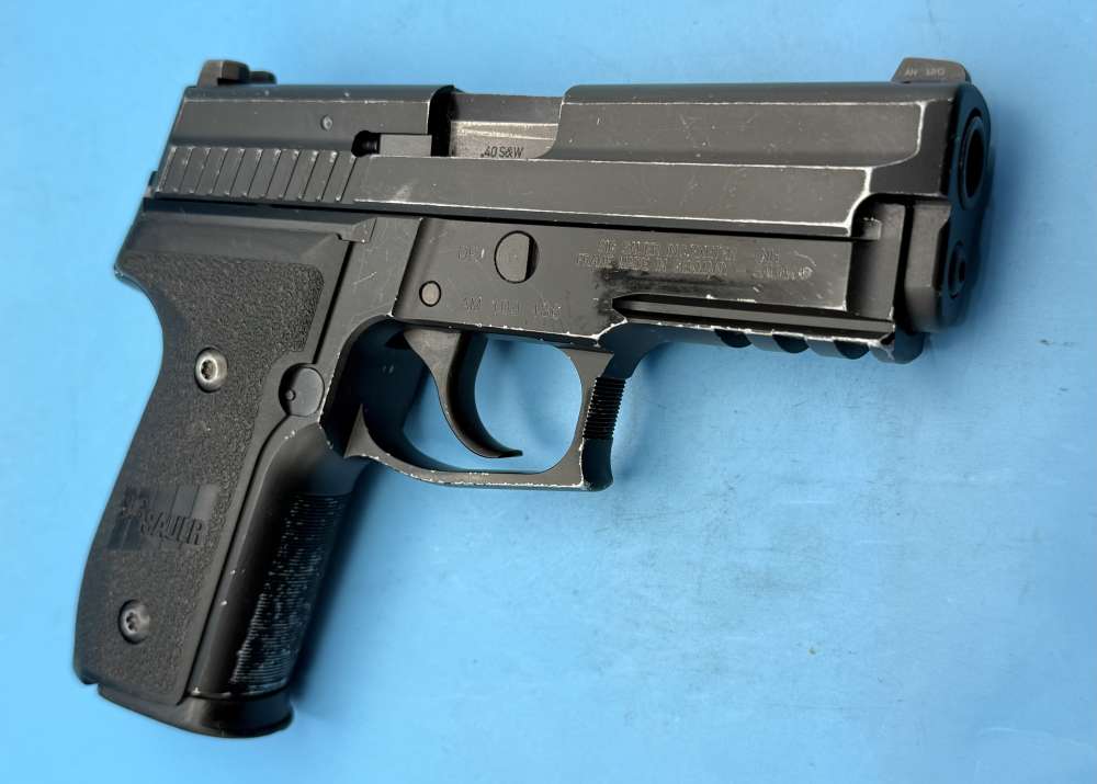 Sig Sauer P229R DAK .40S&W police trade in P229 P-229 40 S&W Rail E29R-img-6