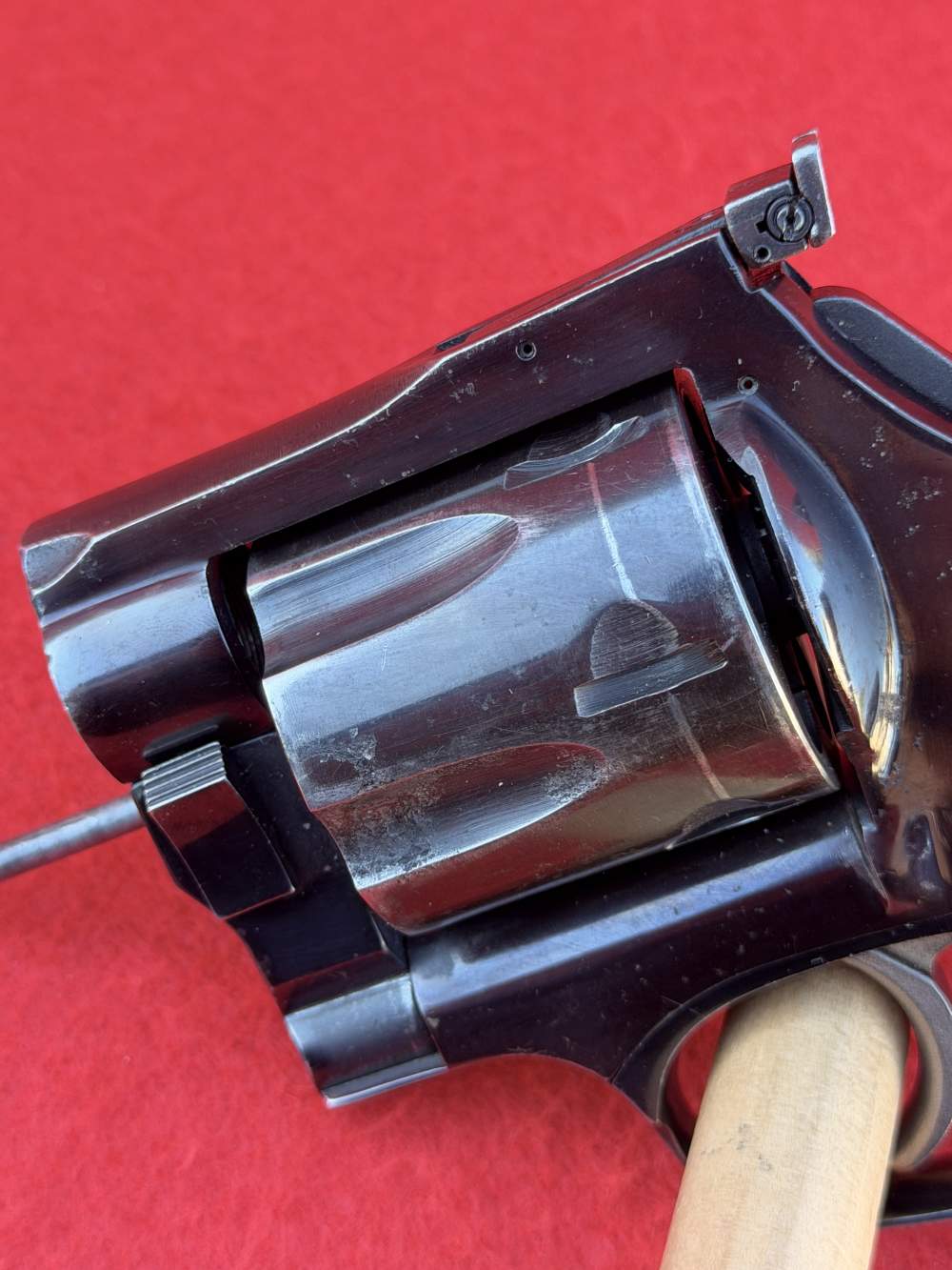 Dan Wesson Model 44 .44 Magnum 6 Round Blued Revolver Receiver/Frame-img-22