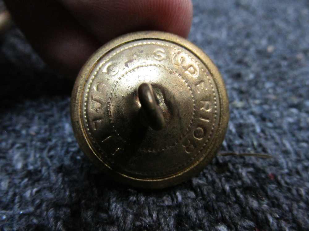LOT 21 MILITARY/CIVILIAN VINTAGE BUTTONS AND PAIR OF MATCHING CUFF LINKS-img-9