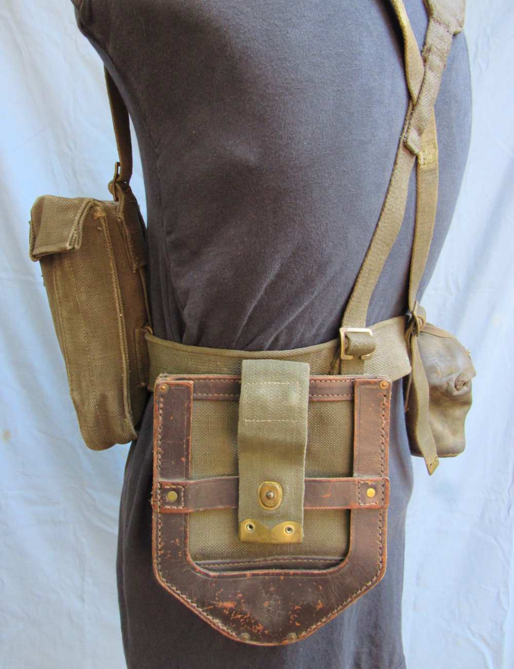 Early Post WW2 Dutch M.52 Web Gear Set-img-5