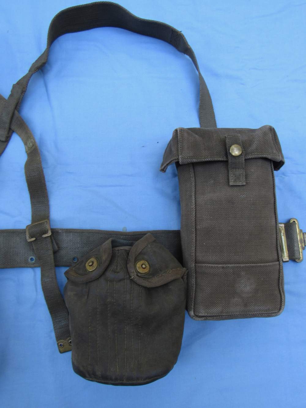 Early Post WW2 Dutch M.52 Web Gear Set-img-11