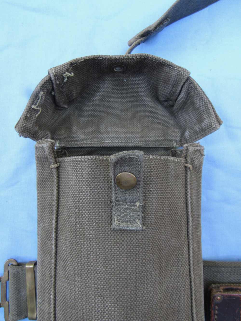 Early Post WW2 Dutch M.52 Web Gear Set-img-13