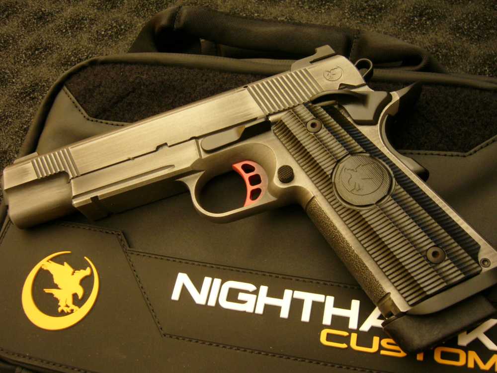 NIGHTHAWK CUSTOM REDDICK 10MM TRIJICON RCR COMBAT RED DOT 1911 GOVT VIP GRP-img-23