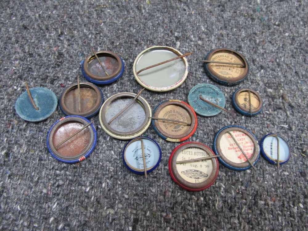14 PIECES WWI/WWII ERA HOMEFRONT & WAR BOND PINS, ALL DIFFERENT-img-7