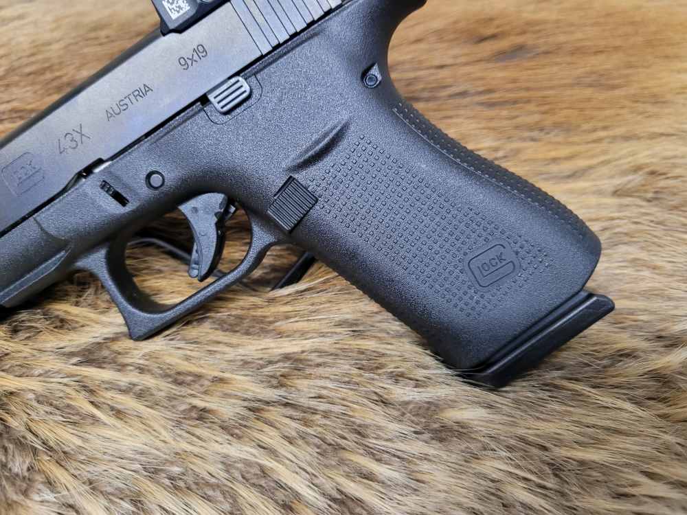 New Glock 43X MOS Aimpoint COA 9mm -img-14