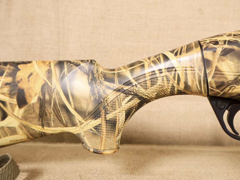 Franchi Intensity 12-Gauge 3" Semi-Auto Shotgun 30" Vent Rib Realtree Max-4-img-2
