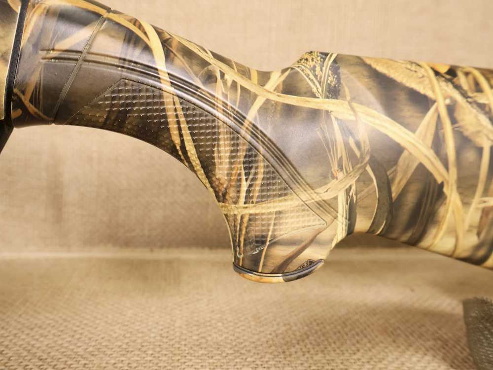 Franchi Intensity 12-Gauge 3" Semi-Auto Shotgun 30" Vent Rib Realtree Max-4-img-15