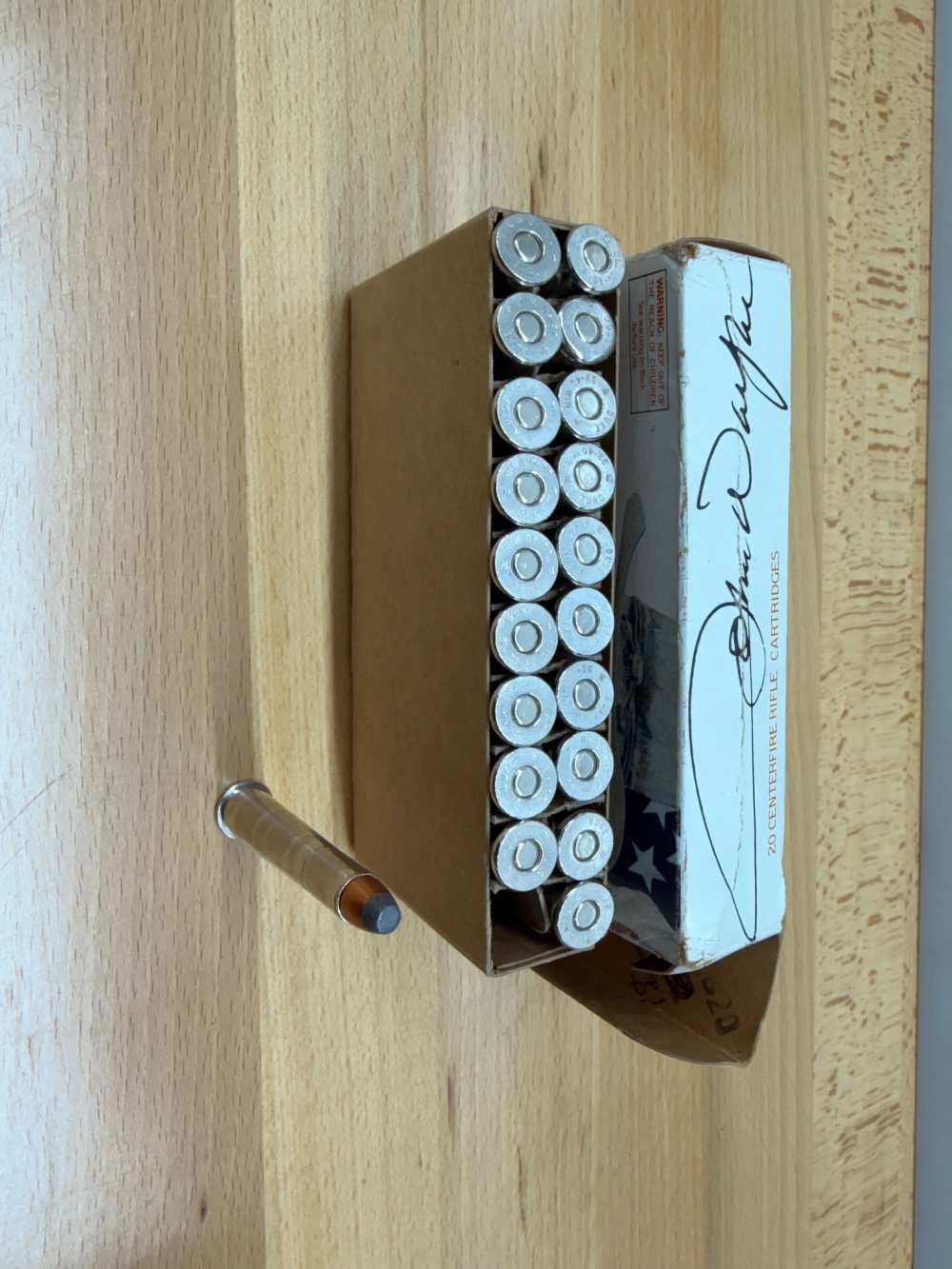 John Wayne winchester produced 32-40 vintage 20 rnds total-img-2