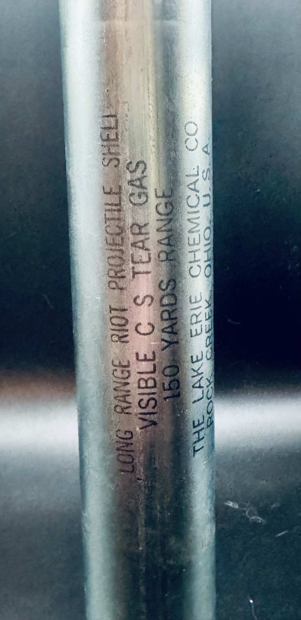 New  37mm grenade bursting projectile shell visible CS Tear gas white smoke-img-1