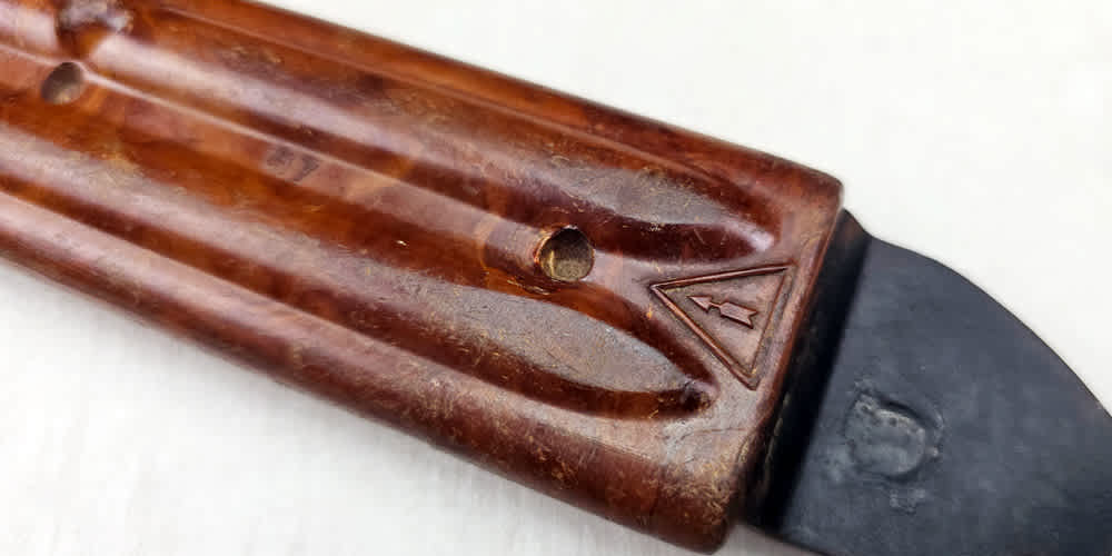 Cold war era bakelite Soviet Izhevsk ak-47 AKM bayonet-img-9