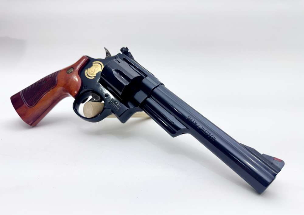 Smith & Wesson 29-10 50th Anniversary .44 Magnum -img-4