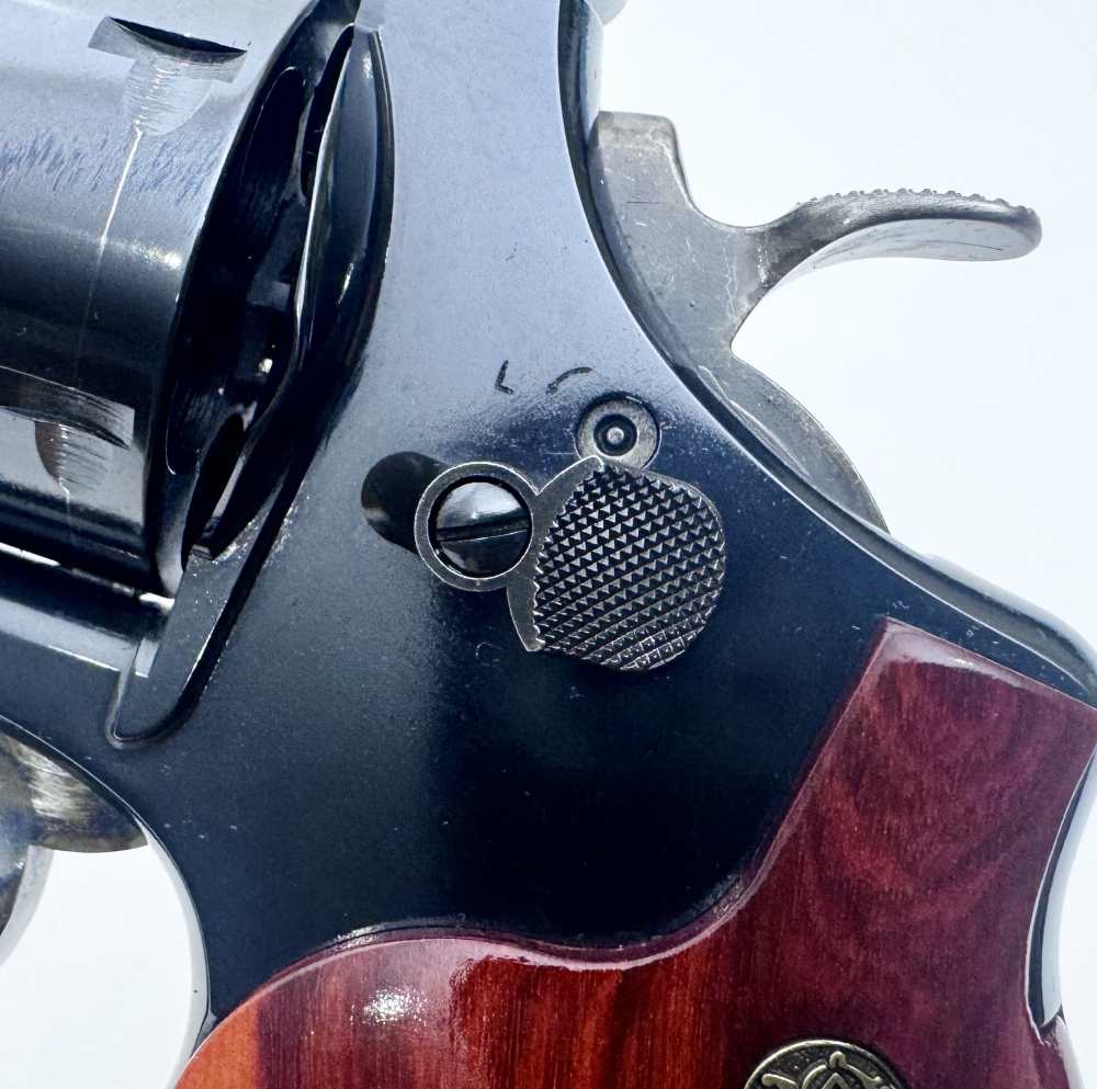 Smith & Wesson 29-10 50th Anniversary .44 Magnum -img-19