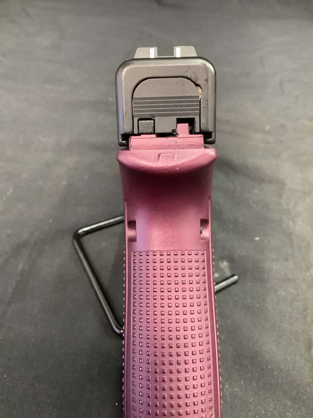 Glock 19 Gen 5 9mm Black Cherry 15rd mags-img-11